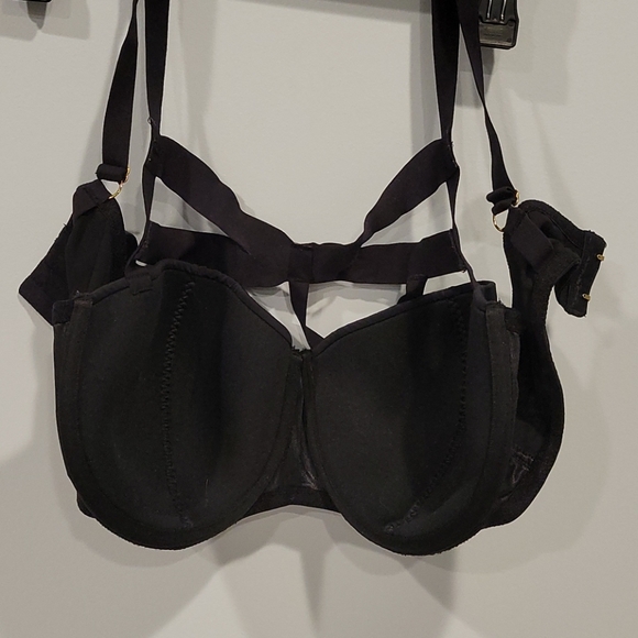 Adore Me Bondage Bra - Picture 2 of 3